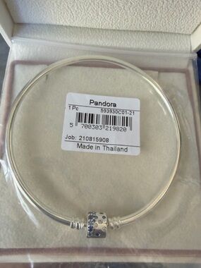 NEW❗️Pandora Sterling Silver 925 &CZ Sparkling Barrel Clasp Bangle Bracelet 8.3”